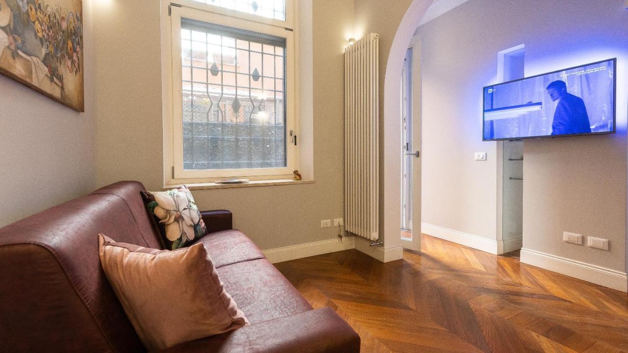 Gregoriana Luxury Rental In Rome Exterior photo
