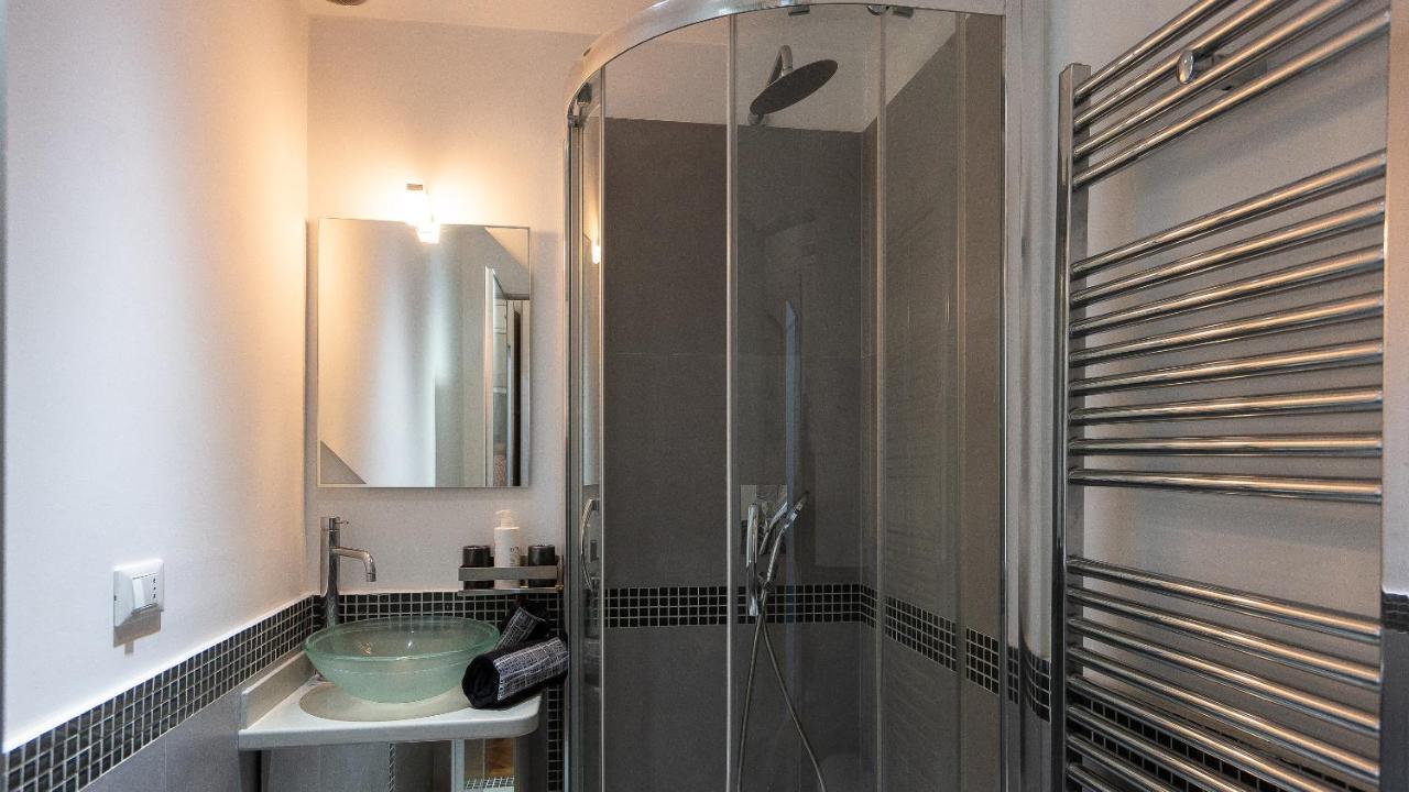 Gregoriana Luxury Rental In Rome Exterior photo