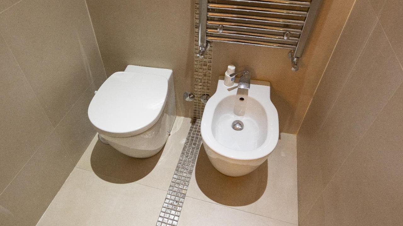 Gregoriana Luxury Rental In Rome Exterior photo