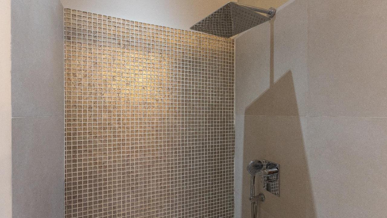 Gregoriana Luxury Rental In Rome Exterior photo